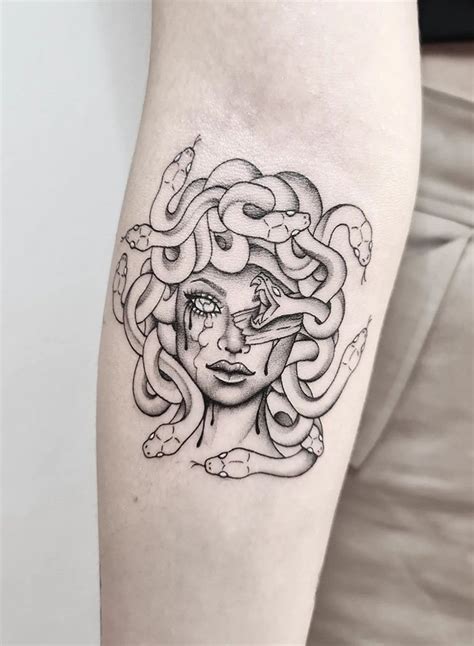 30 Medusa Tattoo Ideas & Designs For 2024